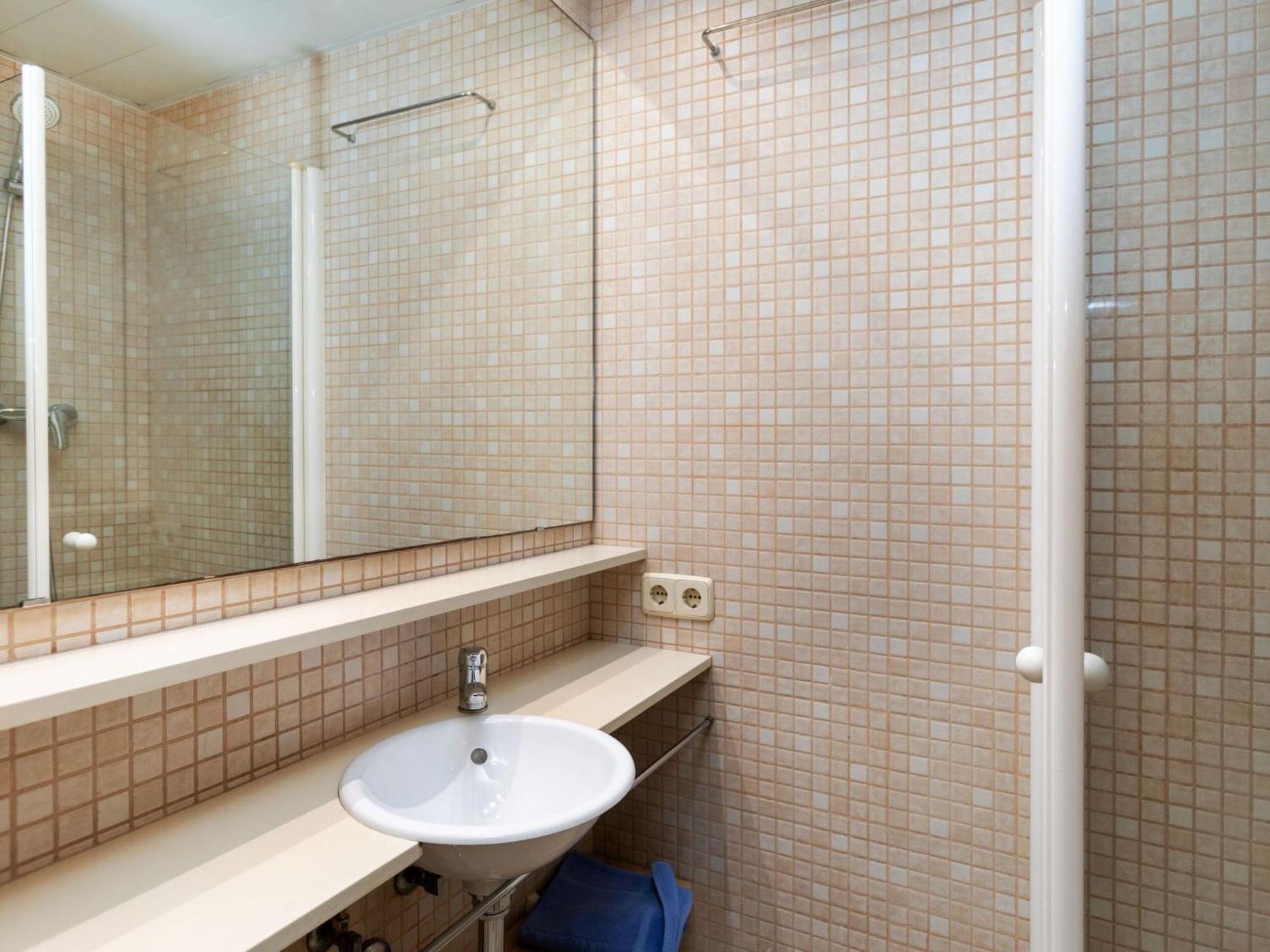 Apartment Sants-Montjuic Rambla Badal By Interhome Barcelona Exterior foto